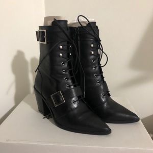 L’intervalle Mikaela Black Leather Boots